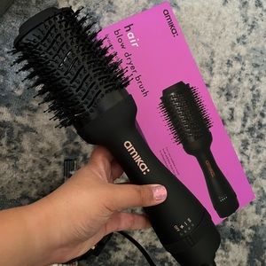 Sephora Amika Hair Blow Dryer Brush